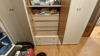 Armadio camera da letto bianco