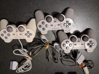 PlayStation 1 + 3 joystick + Multi-Tap