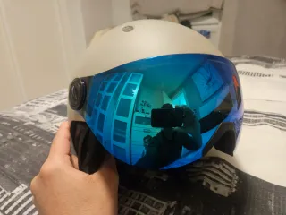 Casco de esquí SINNER con visera azul