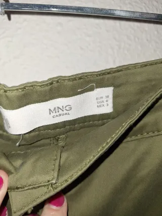 Pantalón cargo caqui