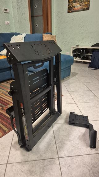 Struttura simulatore Next Level Racing