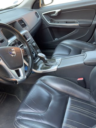 Volvo V60 Turbodiesel plug-in hybrid + Polestar