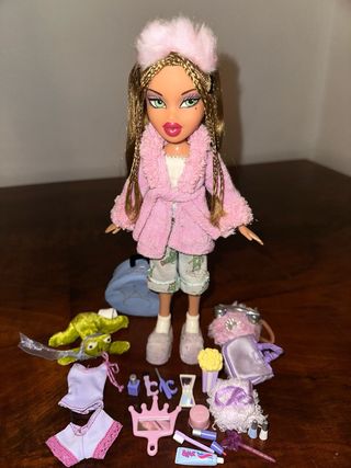 Bratz Yasmin Slumber Party 2001