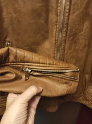 Cazadora polipiel marrón