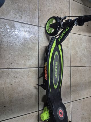 Patinete Eléctrico Razor E90