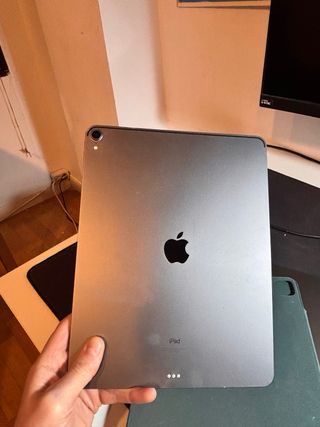 iPad Pro 12.9 3ª Gen 256gb + Custodia