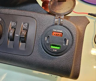 Cargador USB Rápido 83W PD+QC3.0