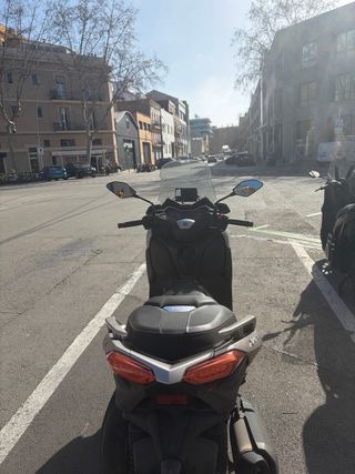 Yamaha X-Max 300 - 45.000 km (revisión hecha)