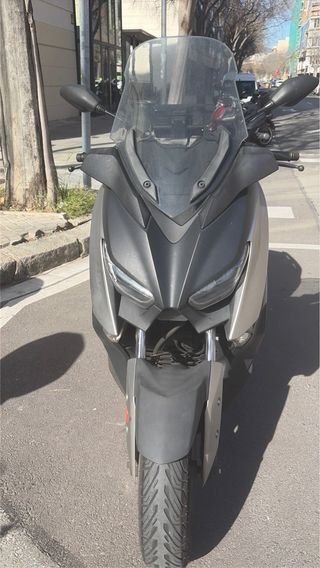 Yamaha X-Max 300 - 45.000 km (revisión hecha)