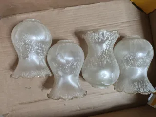 4 tulipas de cristal para lámpara