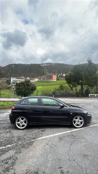 SEAT Ibiza 2003