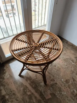 Mesa redonda de mimbre / ratán natural 71 cm