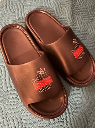 Ciabatte The Big Bang Theory nere