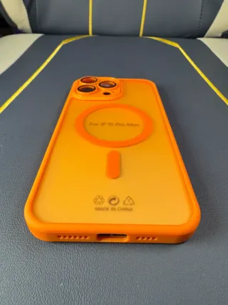Custodia iPhone 15 Pro Max Arancione