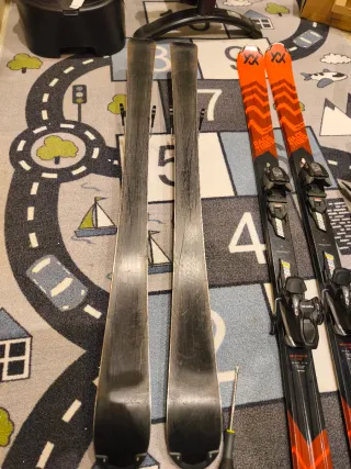 Esquís Nordica para niños con fijaciones 120