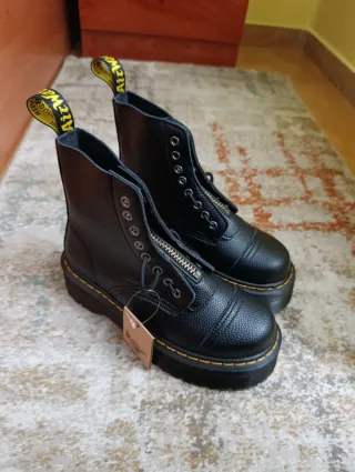 Botas Dr Martens Sinclair Piel Plataforma