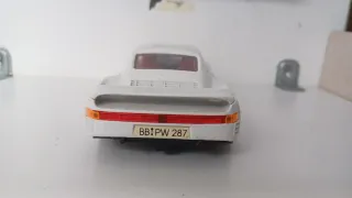 Porsche 959 Escala 1:24 Blanco