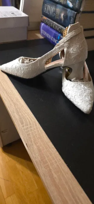 Scarpe eleganti bianche