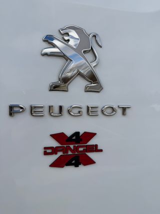 Peugeot Partner 4x4 Dangel Standard 600kgs BlueHDi 96kW