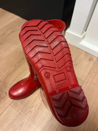 Botas de agua rojas con brillo
