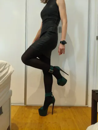 Vestido Guess Negro Elegante