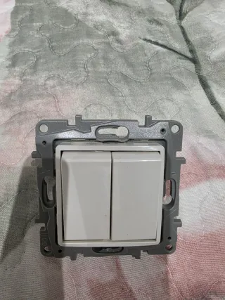 Interruptor persianas Legrand doble