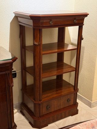 Estantería madera maciza clásica con cajones