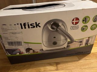 Aspiradora Nilfisk con accesorios