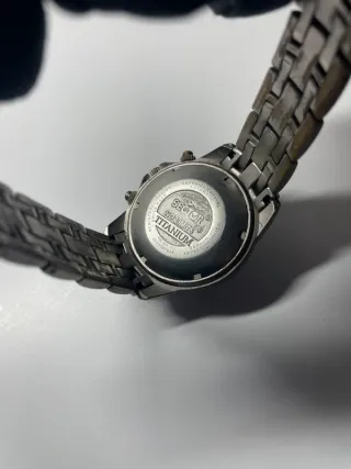 Reloj Sector Automático Titanium