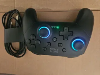 Juegos Nintendo Switch y Mando s80 inalambrico LeD