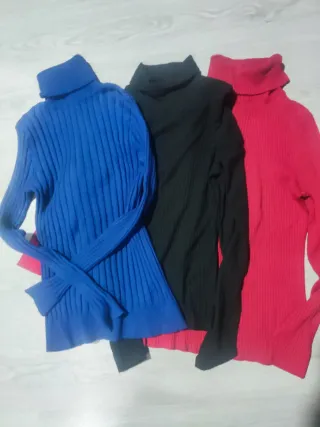 Lote 3 jerseys cuello vuelto talla s. El azulón m/