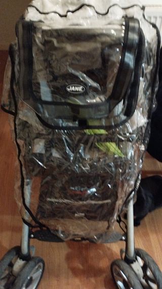 Carrito Jane con plástico de lluvia