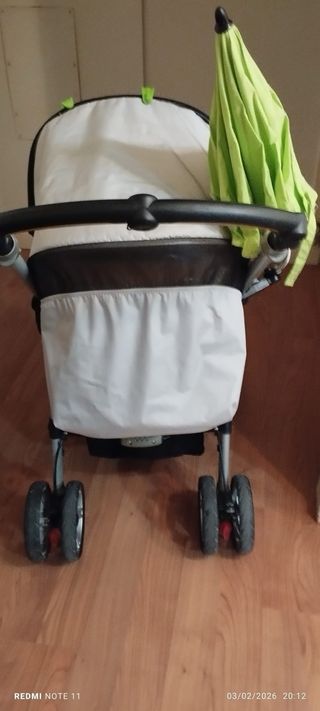 Carrito Jane con plástico de lluvia