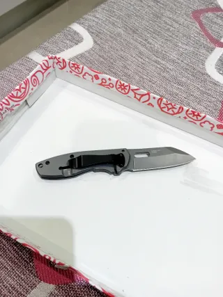 Coltello multiuso grigio