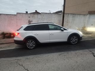 SEAT Leon 2.0 TDI E-XCELENCE 4-DRIVE AUT.
