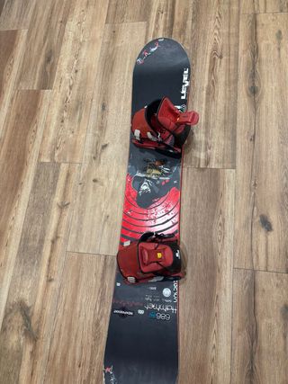 Tabla Snowboard 686 con Fijaciones