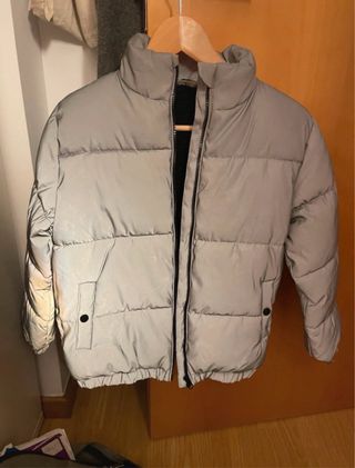 Chaqueta acolchada gris niño