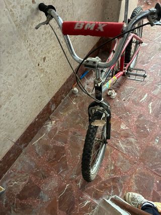 Bicicleta BMX Forever Roja cambio o vendo por algo