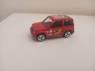 Carro Suzuki Vitara Bbugaro 1/43