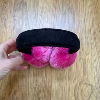 Orejeras nuevas rosa y negro