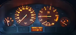 BMW 528i (E39)Manual 138.000 kms