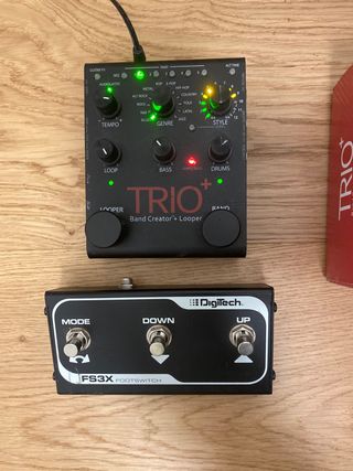 Digitech Trio+ Band Creator + FS3X