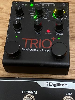Digitech Trio+ Band Creator + FS3X