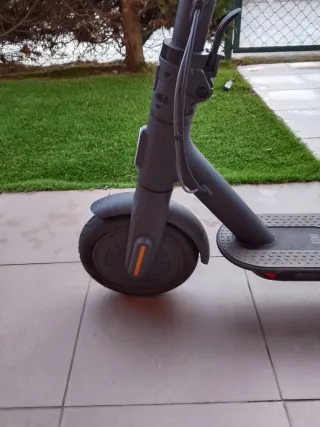 Patinete Eléctrico Xiaomi Gris