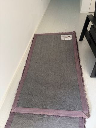 Due tappeti in pelo lungo 150x80 cm