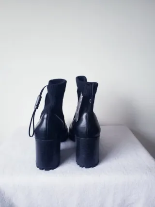 Botines Zara Tacón Grueso Negro