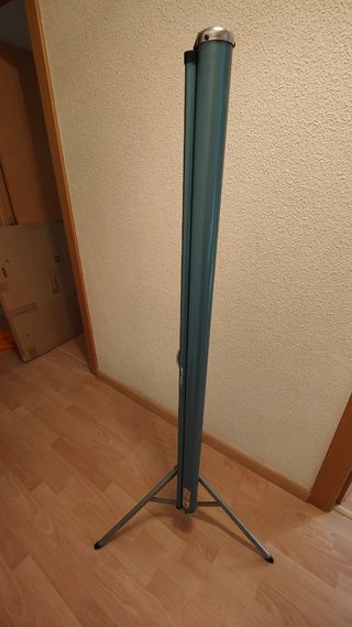 Pantalla Proyector STAR Enrollable Trípode