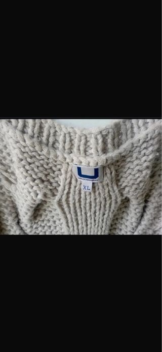 Chaleco de lana beige