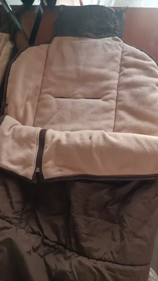 Saco de carro marrón y beige