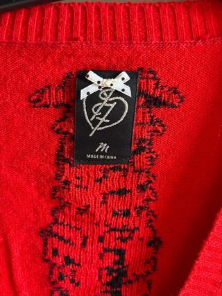 Chaqueta Iron Fist Roja con Tachuelas